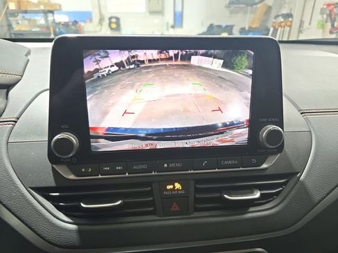 Used 2022 Nissan Altima 2.5 SR image 23