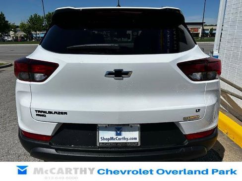 New 2026 Chevrolet TrailBlazer LT w/ Midnight Edition AWD/4WD image 4