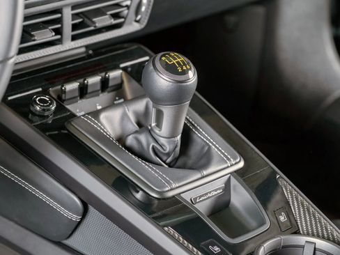 Used 2026 Porsche 911 GT3 image 17