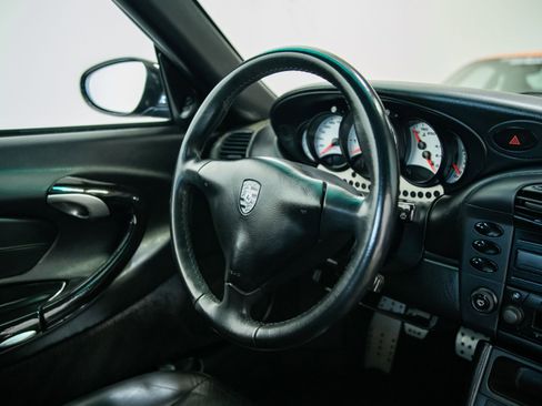 Used 2000 Porsche 911 Carrera image 31