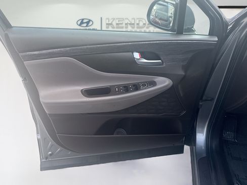 Used 2019 Hyundai Santa Fe SE FWD image 17