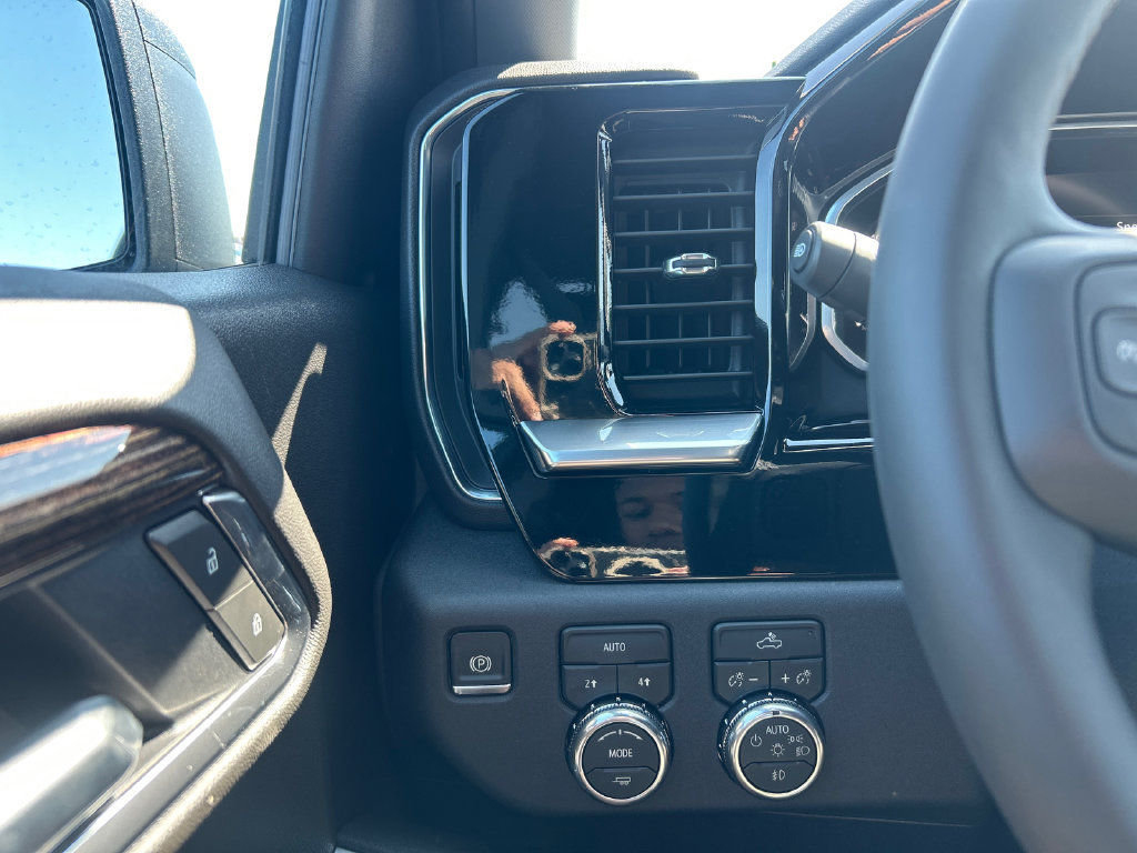 New 2026 GMC Sierra 1500 Elevation w/ Elevation Select Package AWD/4WD image 21