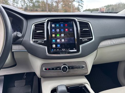 Used 2023 Volvo XC90 B6 Plus w/ Protection Package image 22