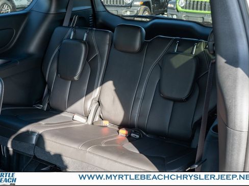New 2025 Chrysler Voyager LX image 12