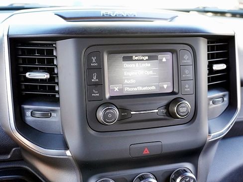 Certified 2024 RAM 1500 Big Horn image 27