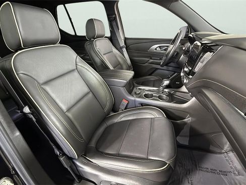 Certified 2023 Chevrolet Traverse Premier image 34