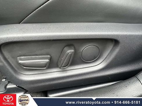 Used 2026 Toyota Corolla XSE FWD image 22