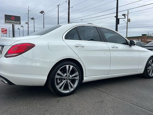 Used 2019 Mercedes-Benz C 300 Sedan image 8