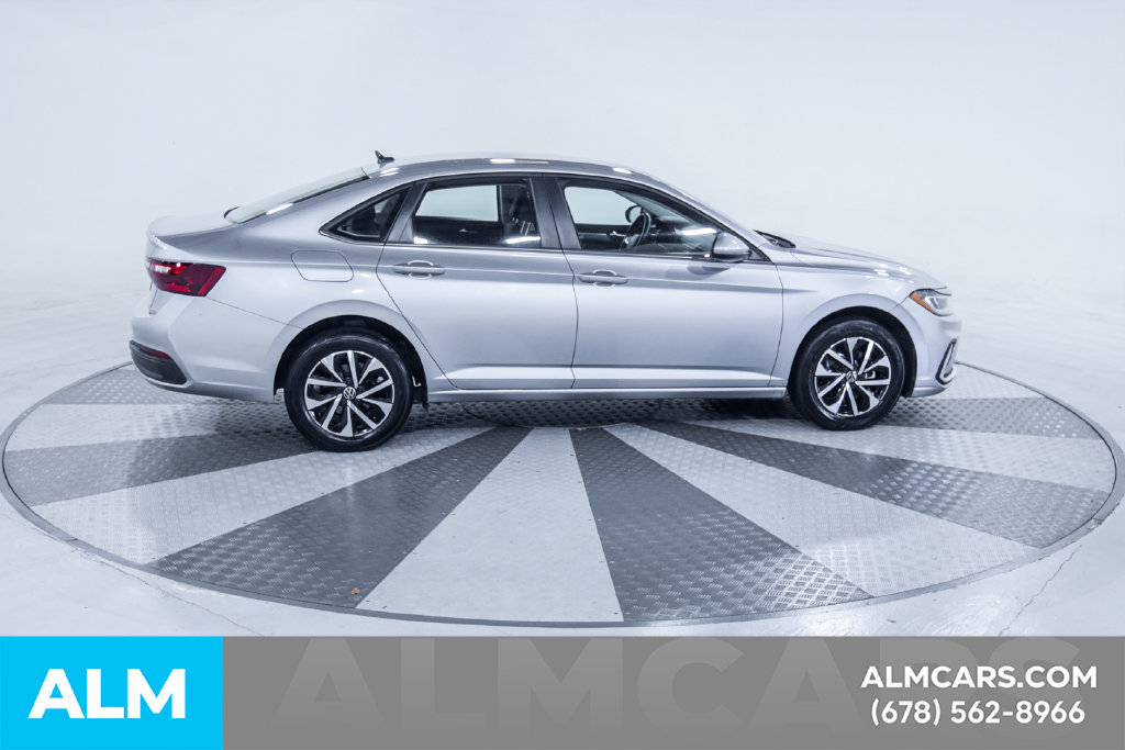 Used 2025 Volkswagen Jetta S FWD image 10