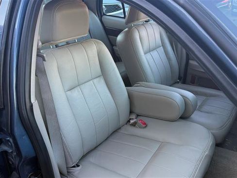 Used 2010 Mercury Grand Marquis LS image 16