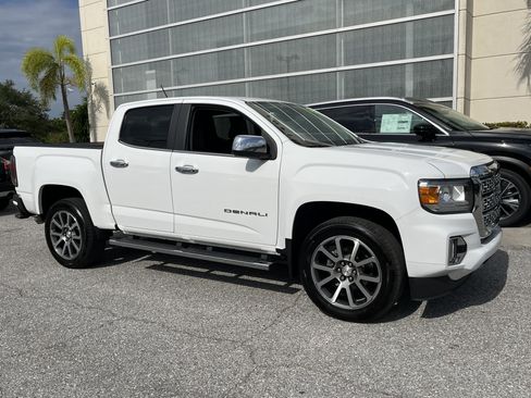 Used 2022 GMC Canyon Denali RWD image 10