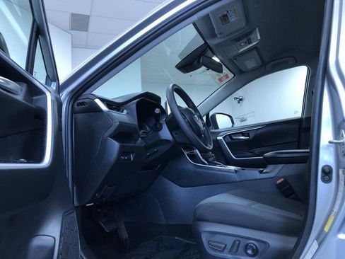 Certified 2025 Toyota RAV4 XLE image 10