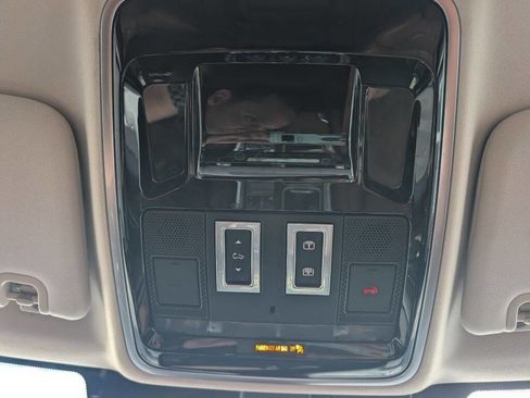 Used 2016 Land Rover Range Rover Sport Supercharged image 44