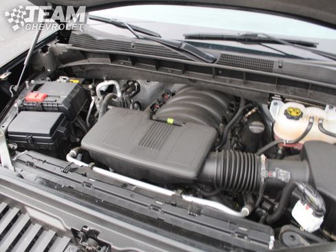 Used 2023 GMC Sierra 1500 SLT AWD/4WD image 30