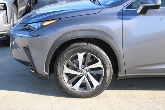 Used 2019 Lexus NX 300h AWD w/ Premium Package image 4