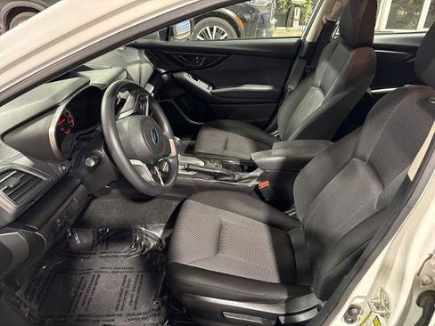 Used 2017 Subaru Impreza 2.0i Premium image 13