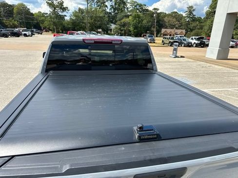 Used 2024 Chevrolet Silverado 1500 LT w/ Safety Package AWD/4WD image 39
