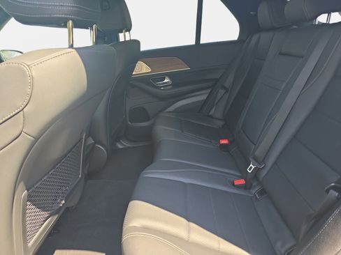 Used 2025 Mercedes-Benz GLE 350 4MATIC image 14