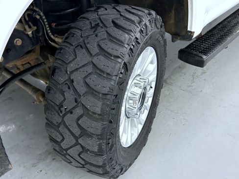 Used 2022 Ford F350 XLT AWD/4WD image 19