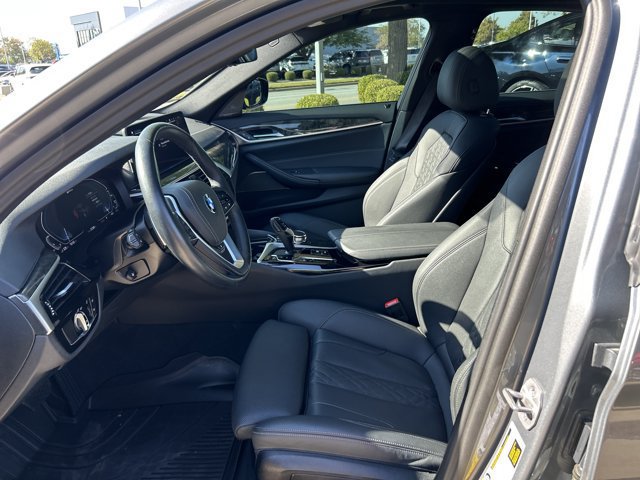 Certified 2023 BMW 530e xDrive w/ Premium Package AWD/4WD image 18