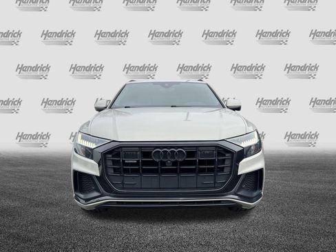 Used 2022 Audi Q8 Prestige image 3