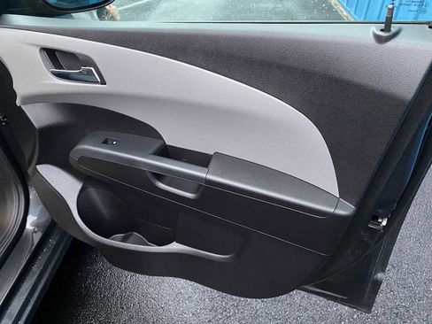 Used 2014 Chevrolet Sonic LTZ image 30