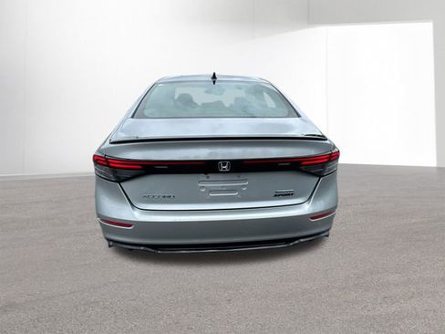 Used 2023 Honda Accord Sport image 15