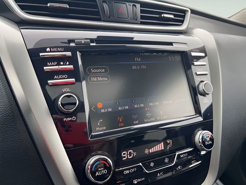 Used 2024 Nissan Murano SL image 28