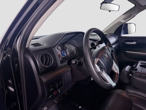 Used 2017 Toyota Tundra SR5 image 22