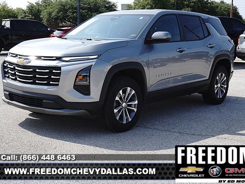 Used 2026 Chevrolet Equinox LT FWD image 3