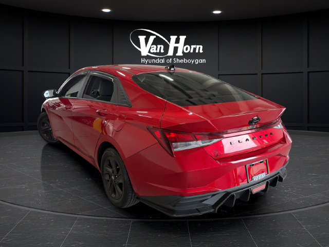 Used 2021 Hyundai Elantra SEL FWD image 5