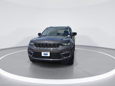 Used 2024 Jeep Grand Cherokee Limited 4xe AWD/4WD image 3