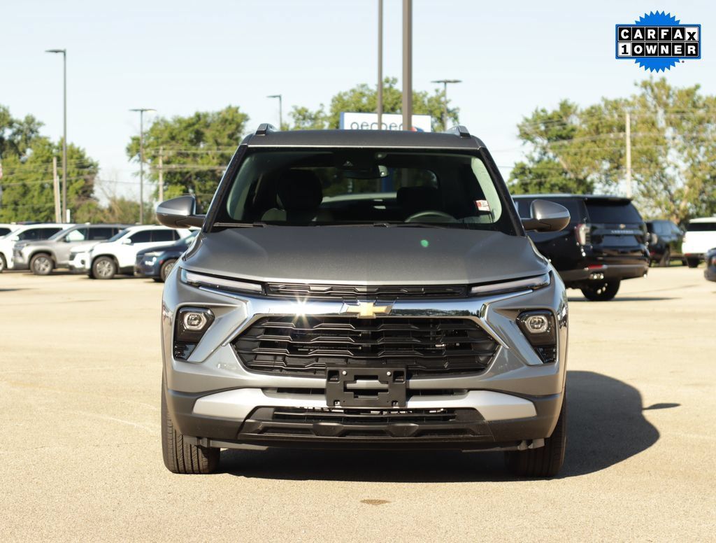 Used 2025 Chevrolet TrailBlazer LT w/ Convenience Package FWD image 2
