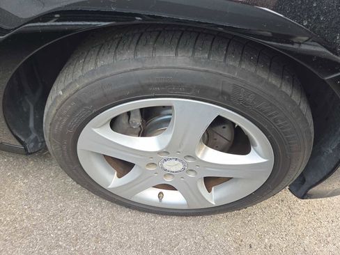 Used 2014 Mercedes-Benz E 350 Sedan w/ Premium 1 Package image 2