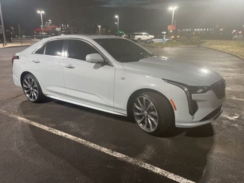 Used 2022 Cadillac CT4 Premium Luxury image 2