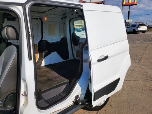 Used 2018 Ford Transit Connect XL FWD image 3