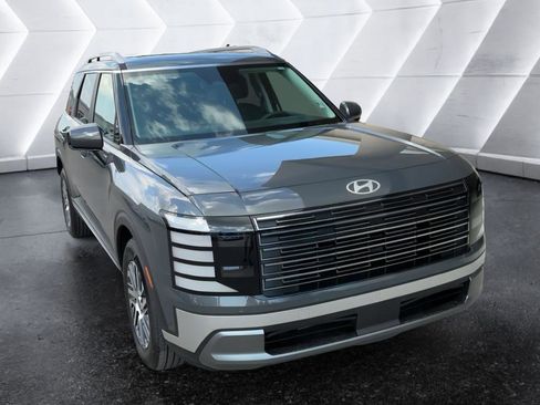 Used 2026 Hyundai Palisade SEL image 3