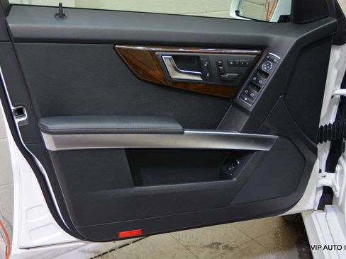 Used 2015 Mercedes-Benz GLK 350 2WD image 7