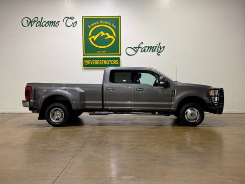 Used 2021 Ford F350 Lariat w/ Lariat Ultimate Package image 9