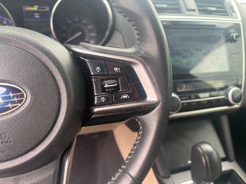 Used 2019 Subaru Outback 3.6R Limited image 23