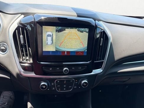 Used 2019 Chevrolet Traverse LT w/ LT Premium Package AWD/4WD image 22