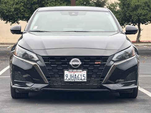 Used 2024 Nissan Altima 2.0 SR image 10