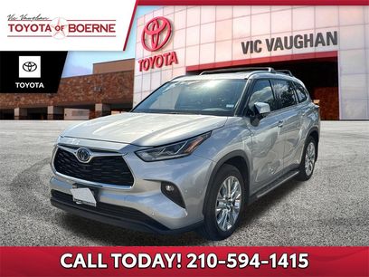 Used 2024 Toyota Highlander Limited