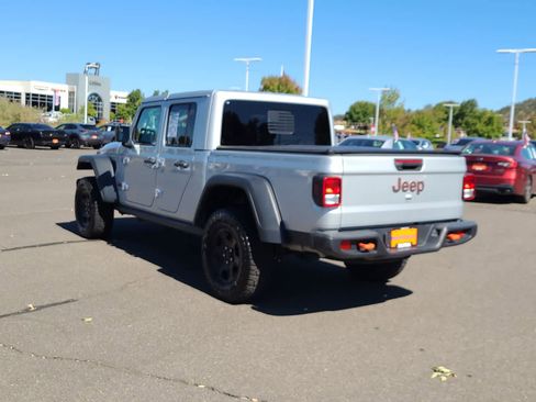 Used 2023 Jeep Gladiator Mojave image 12