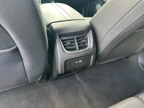 Used 2025 Chevrolet Blazer LT AWD/4WD image 30