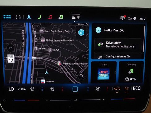 Used 2025 Volkswagen ID. Buzz 1st Edition image 31