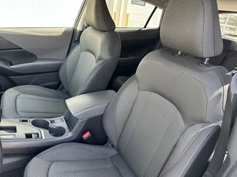 Used 2024 Subaru Crosstrek 2.0i Premium AWD/4WD image 4
