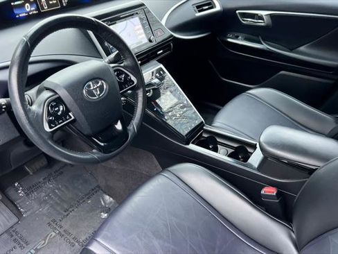 Certified 2018 Toyota Mirai image 11