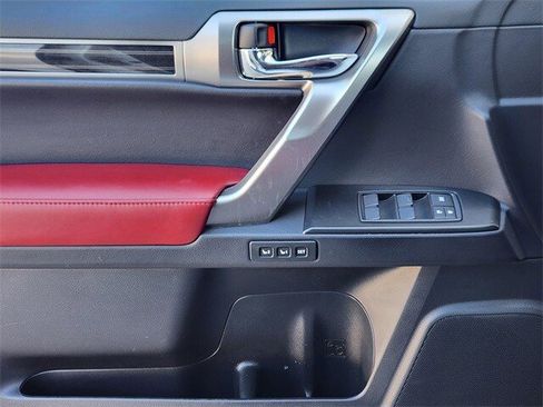 Used 2023 Lexus GX 460 Premium image 17