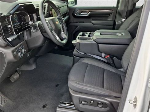 Certified 2023 Chevrolet Silverado 1500 LT AWD/4WD image 15